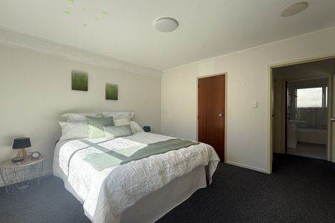 Photo of property in 1/14 Aotea Road, Glen Eden, Auckland, 0602