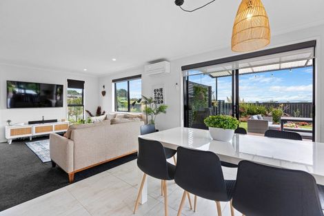 Photo of property in 62 Papawhero Drive, Bell Block, New Plymouth, 4312