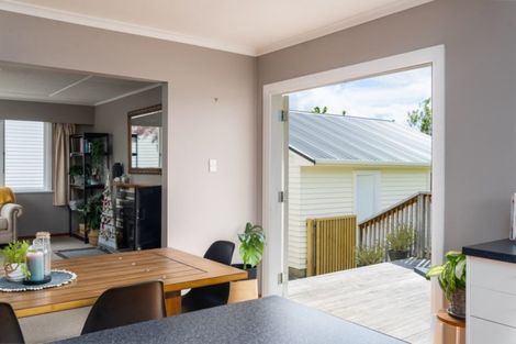 Photo of property in 6 Puriri Crescent, Lansdowne, Masterton, 5810