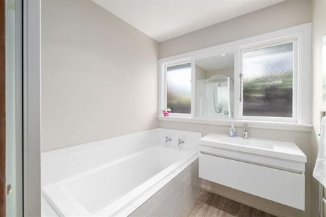 Photo of property in 40 Arlington Street, Burnside, Christchurch, 8053