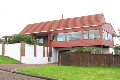 Photo of property in 2 Spruce Place, Totara Heights, Auckland, 2105