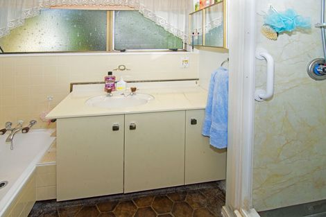 Photo of property in 5 Lowes Place, Solway, Masterton, 5810