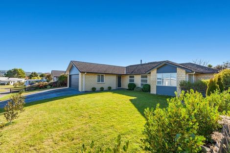 Photo of property in 15 Bodes Lane, Kinloch, Taupo, 3377