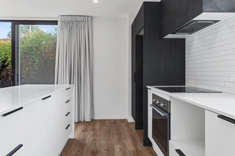 Photo of property in 2/42 Dickens Street, Addington, Christchurch, 8024