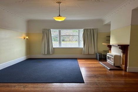 Photo of property in 2 Stanley Street, Berhampore, Wellington, 6023