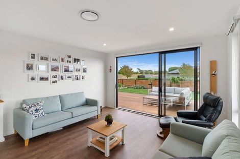 Photo of property in 9 Pahua Street, Pegasus, 7612