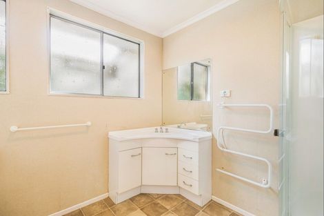 Photo of property in 1 Monterey Place, Totara Park, Upper Hutt, 5018