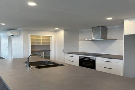 Photo of property in 7 Hoete Way, Tuakau, 2121