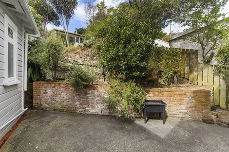 Photo of property in 19 Princess Terrace, Newtown, Wellington, 6021