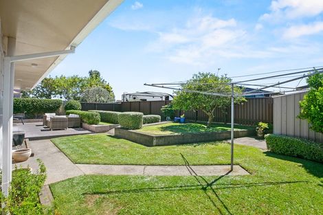 Photo of property in 68 Manu Crescent, Upper Vogeltown, New Plymouth, 4310