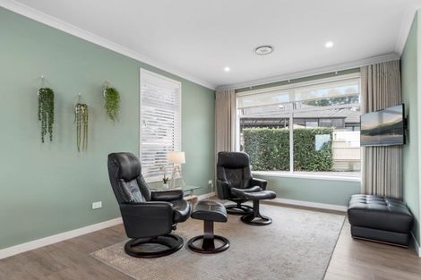 Photo of property in 5 Damien Place, Ohauiti, Tauranga, 3112