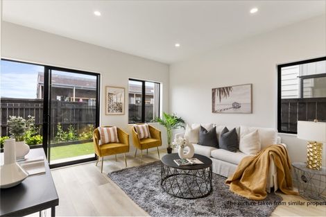 Photo of property in 44 Whare Kauri Road, Papakura, 2110