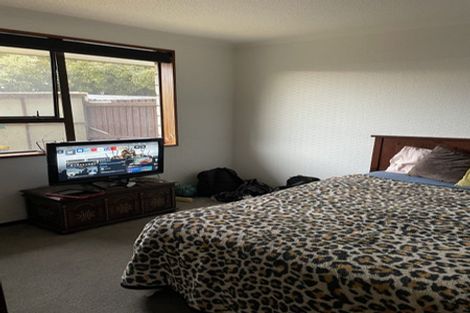 Photo of property in 1/2 Sunbeam Place, Halswell, Christchurch, 8025