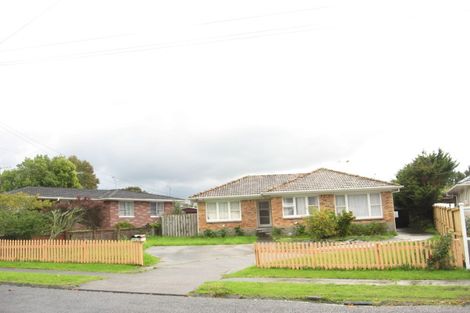 Photo of property in 40 Portadown Avenue, Pakuranga Heights, Auckland, 2010