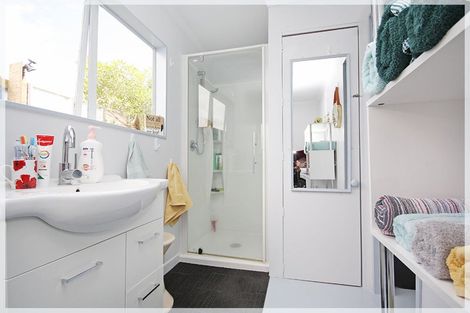 Photo of property in 6 Watchorn Place, Foxton Beach, Foxton, 4815