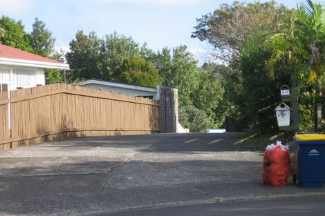 Photo of property in 2/12 Ngatoa Place, Glenfield, Auckland, 0629