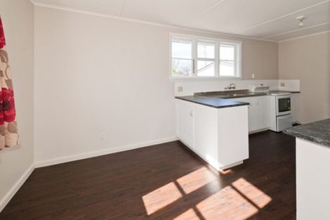 Photo of property in 9 Wilmot Street, Northcote, Christchurch, 8052