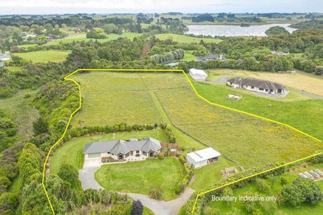 Photo of property in 28 Waipuna Grove, Levin, 5571