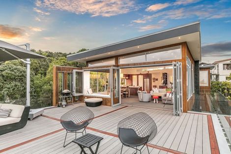 Photo of property in 85 Aberdeen Road, Castor Bay, Auckland, 0620