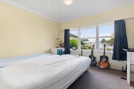 Photo of property in 83 Arimu Road, Papakura, 2110