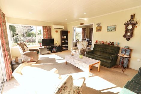 Photo of property in 69 Main North Road, Geraldine, 7930