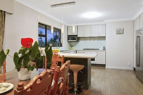 Photo of property in 1/24 Martin Crescent, Northcote, Auckland, 0627