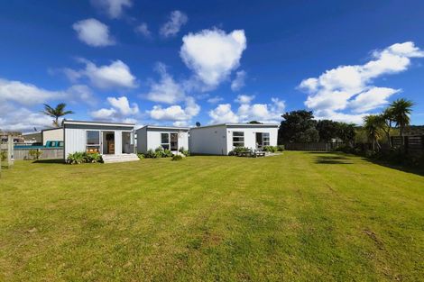 Photo of property in 108 Mahoe Place, Matarangi, Whitianga, 3592