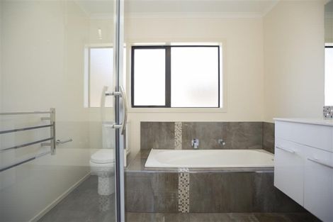 Photo of property in 7 Charlotte Crescent, Dinsdale, Hamilton, 3204