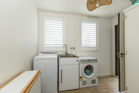 Photo of property in 82 Douglas Street, Highfield, Timaru, 7910