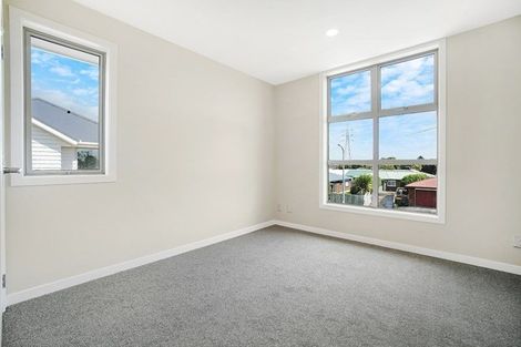 Photo of property in 28 Aeronautic Road, Takanini, 2112