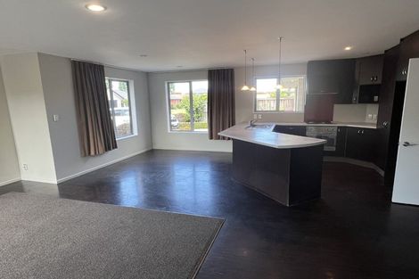 Photo of property in 12 Anglem Way, Northwood, Christchurch, 8051