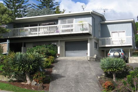 Photo of property in 46 Mayfair Crescent, Mairangi Bay, Auckland, 0630