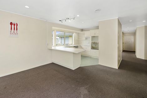 Photo of property in 3 Gairloch Place, Wattle Downs, Auckland, 2103