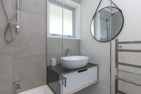 Photo of property in 6 Scenic Heights, Acacia Bay, Taupo, 3330