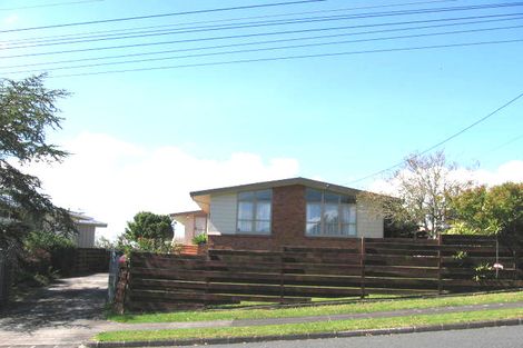 Photo of property in 9 Gilliam Street, New Lynn, Auckland, 0600