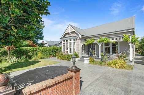 Photo of property in 26 Office Road, Merivale, Christchurch, 8014