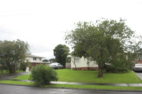 Photo of property in 48 Portadown Avenue, Pakuranga Heights, Auckland, 2010