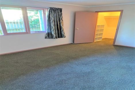 Photo of property in 30 Beach Road, Onerahi, Whangarei, 0110