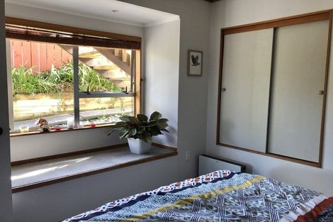 Photo of property in 27a Kenmure Avenue, Forrest Hill, Auckland, 0620