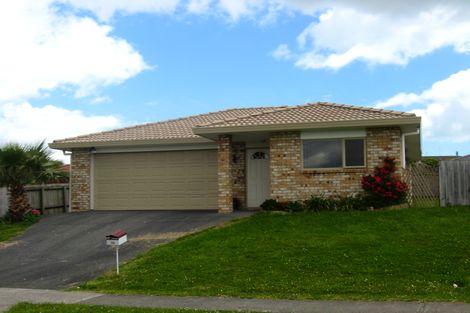 Photo of property in 54 Robert Ross Place, Clendon Park, Auckland, 2103