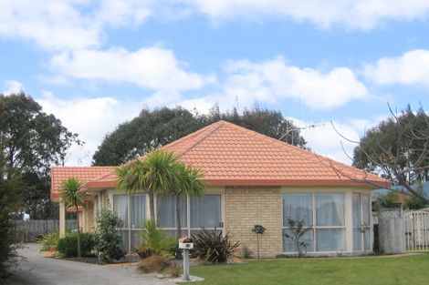 Photo of property in 73 Blake Boulevard, Papamoa Beach, Papamoa, 3118