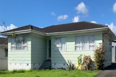 Photo of property in 72 Zelda Avenue, Clover Park, Auckland, 2023