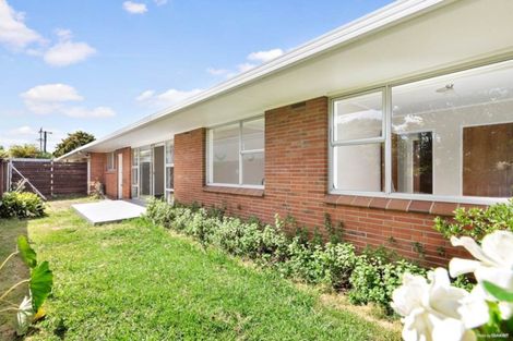 Photo of property in 2/79 Huia Road, Papatoetoe, Auckland, 2025