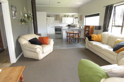 Photo of property in 32-34 Coal Street, Reefton, 7830