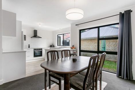 Photo of property in 2/11 Beach Road, Pahurehure, Papakura, 2113