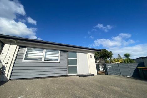 Photo of property in 12 Fielding Crescent, Farm Cove, Auckland, 2012