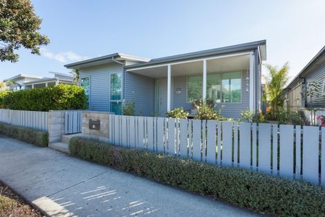 Photo of property in 12 Coprosma Close, Papamoa Beach, Papamoa, 3118