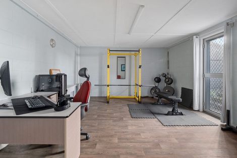 Photo of property in 26 Riverton Road, Mount Maunganui, 3116