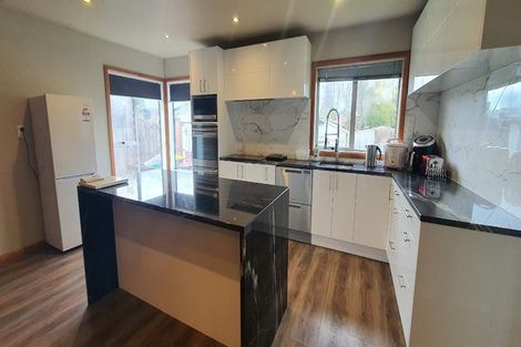 Photo of property in 188 Avonhead Road, Avonhead, Christchurch, 8042