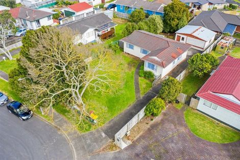 Photo of property in 12 Crispian Place, Weymouth, Auckland, 2103